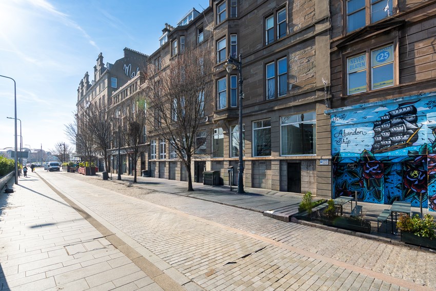 1 Tayview Flats 12 Dock Street Dundee