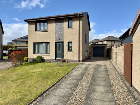 143 Newton Crescent, Carnoustie , Angus DD7 6JD