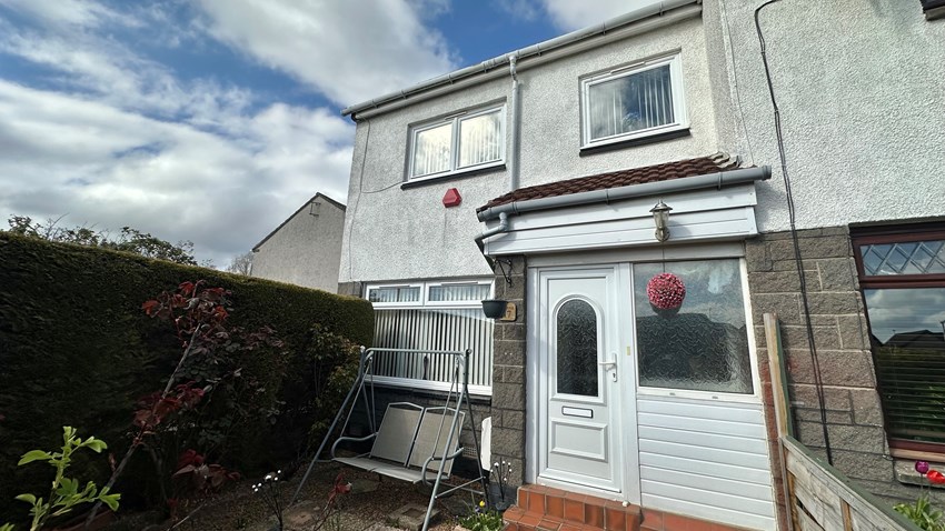17 Lennox Gardens Dundee