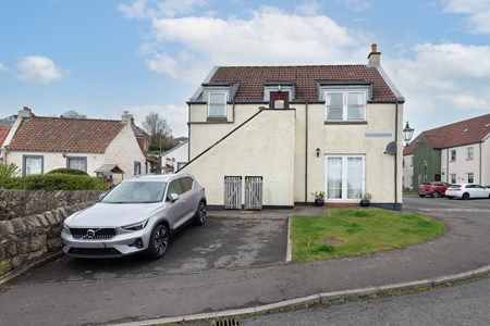 2 Marine Parade, Inn Street, Tayport DD6 9BF