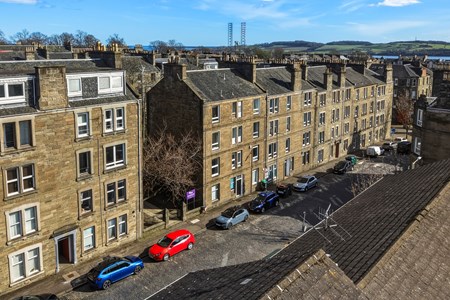 T/R, 7, Morgan Street, Dundee DD4 6QE