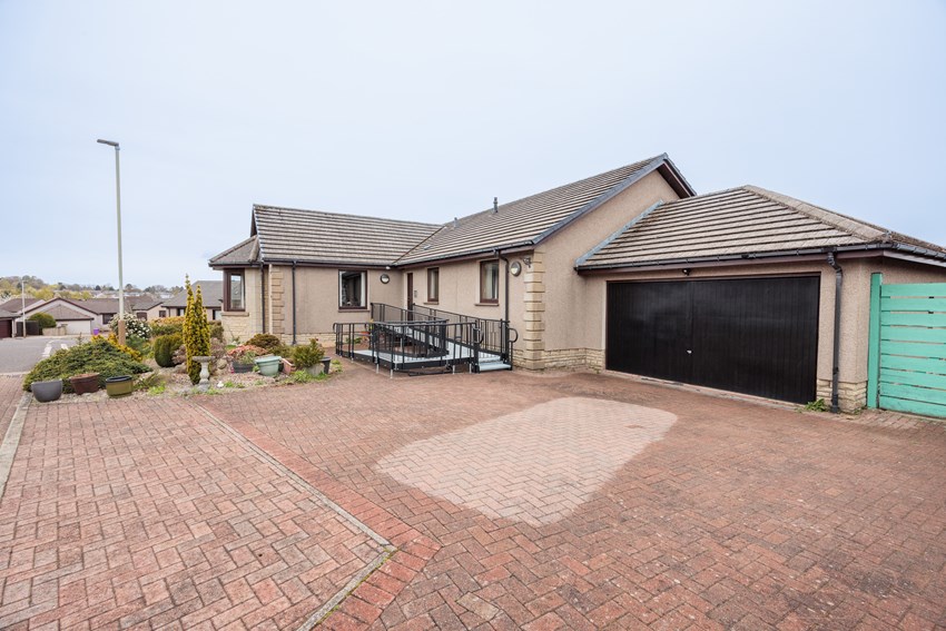 20 Strangs Ley  Forfar  Angus