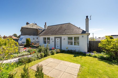 Drumkilbo, 8 Oxford Street, Dundee DD2 1TJ