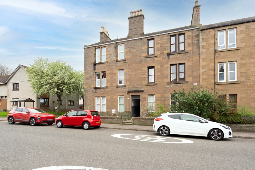 10 Cairnie Place Arbroath