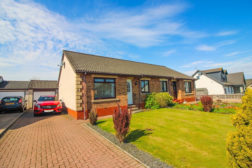 4 Cortachy Drive, Northmuir Kirriemuir