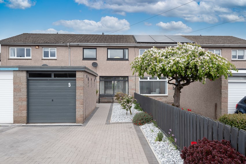 5  Laird Street Dundee