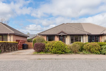 104 Kirkburn , Laurencekirk , Aberdeenshire  AB30 1LG