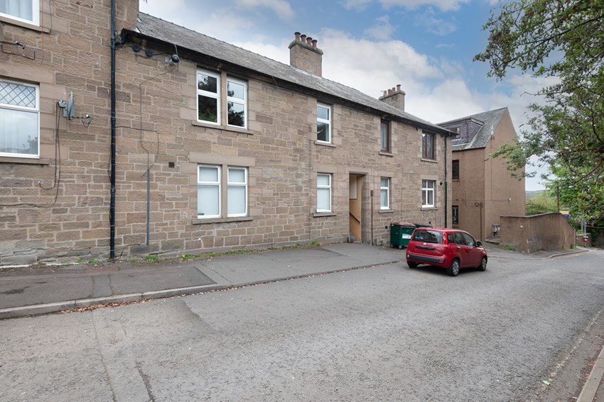 Flat D 15 Forebank Road Dundee