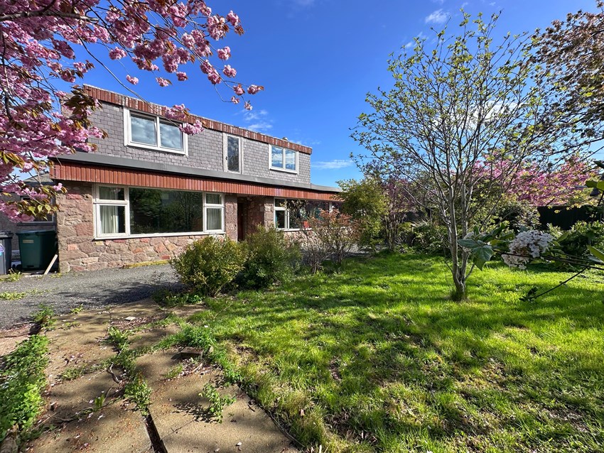 Alma Cottage Bucklershead Kellas