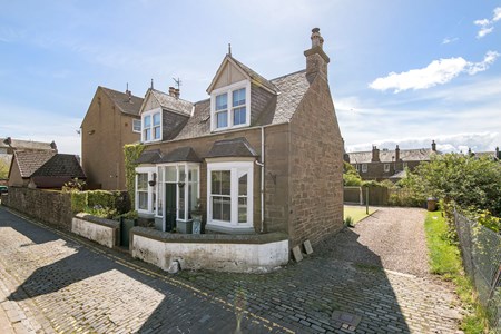132 Long Lane, Broughty Ferry DD5 2AR
