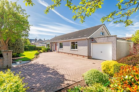 34 Carlogie Road, Carnoustie DD7 6HA