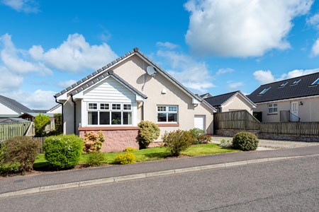 66 Lord Lyell Drive, Kirriemuir, Angus DD8 4LF
