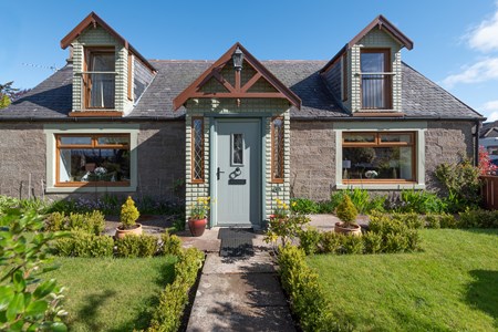 47 Blairs Road, Letham, Angus DD8 2PE