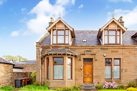 2, Lammerton Terrace, Dundee DD4 7BW