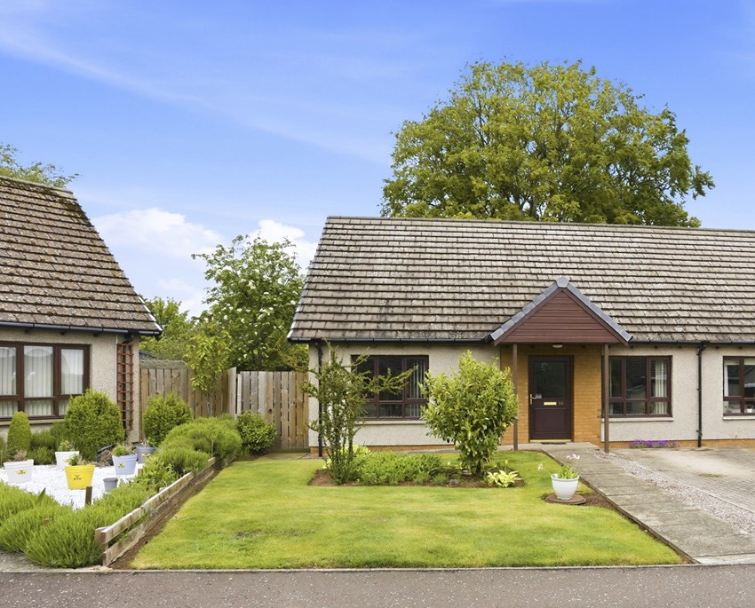 98 St Ninians Road Padanaram Forfar