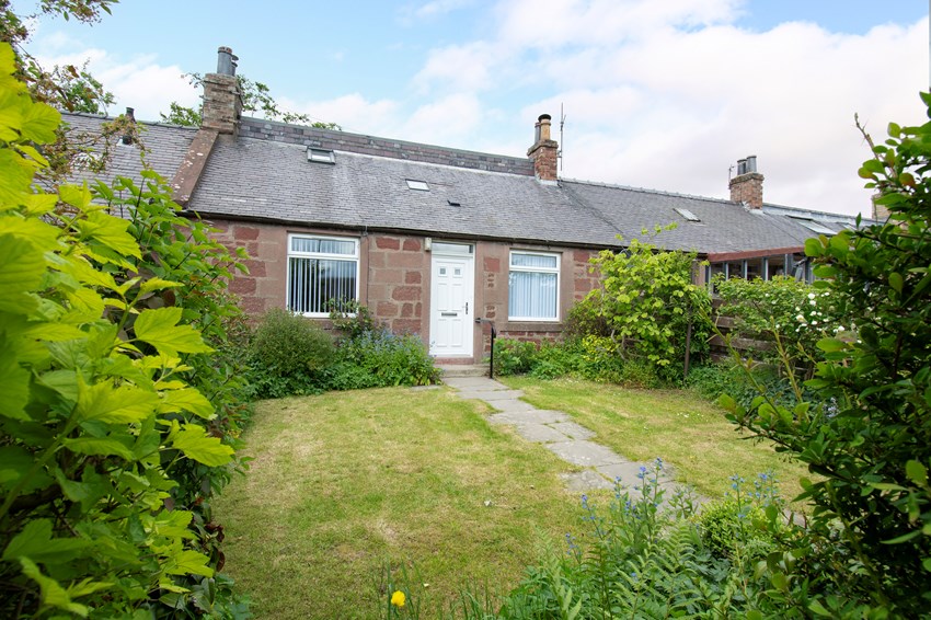 19 Mill Street Kirriemuir