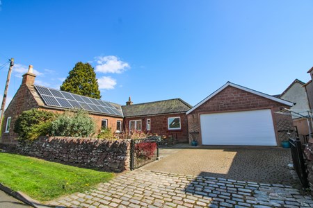 32, Victoria Street, Kirriemuir DD8 5DH