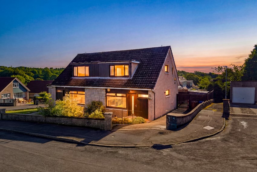 13 Pitreavie Place Dundee
