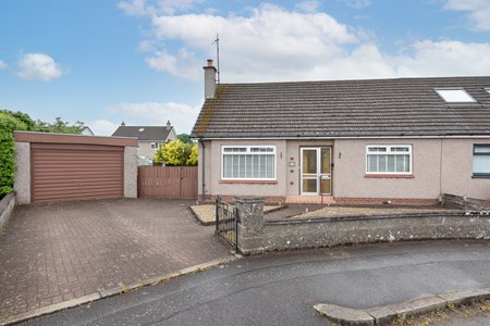 16 Luke Place, Broughty Ferry, Dundee  DD5 3BN