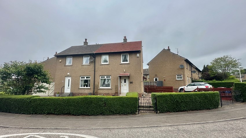 14 Kemnay Gardens Dundee