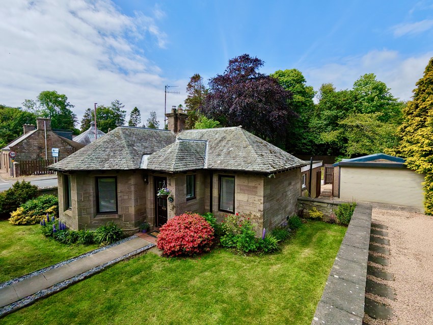 Woodside Lodge Forfar Road Arbroath