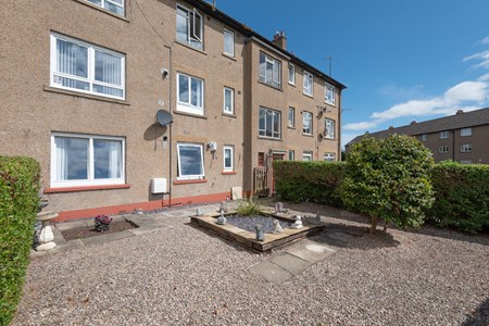 96A , Kemnay Gardens, Dundee DD4 7TP
