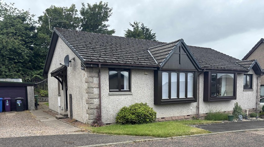 6 Bractullo Gardens Letham Angus