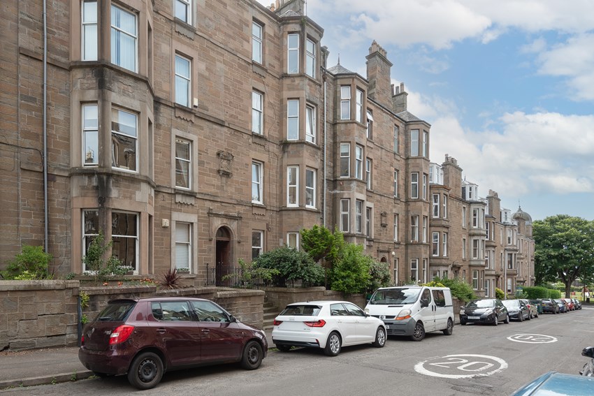 1R 9 Bellefield Avenue Dundee