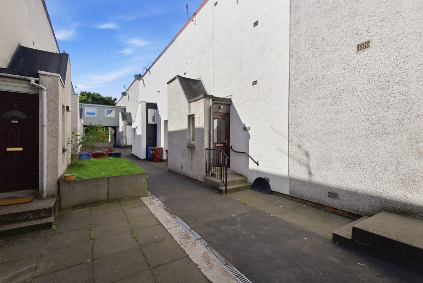 323 Craigie Drive Dundee