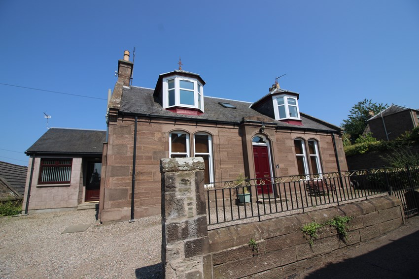 5 Rosebank Lane Forfar